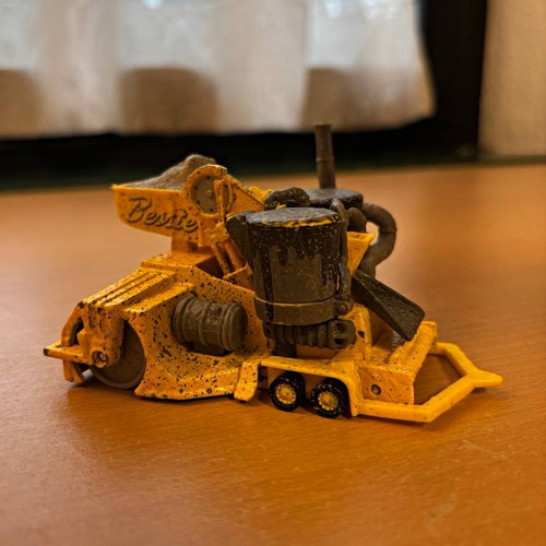 Disney pixar cars bessie rare - pixar,