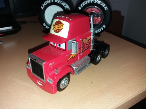 Disney pixar cars mack - pixar,