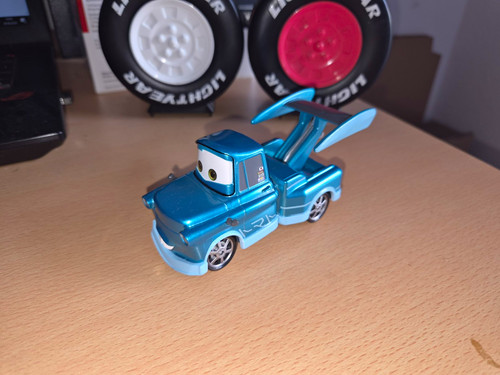 Disney pixar cars - drift, mater